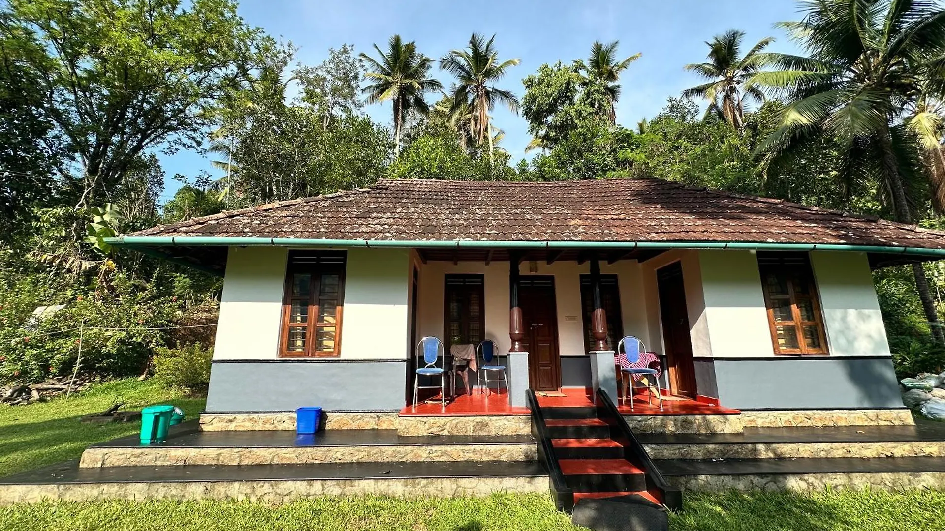 Green Mansion Anaviratty Indien